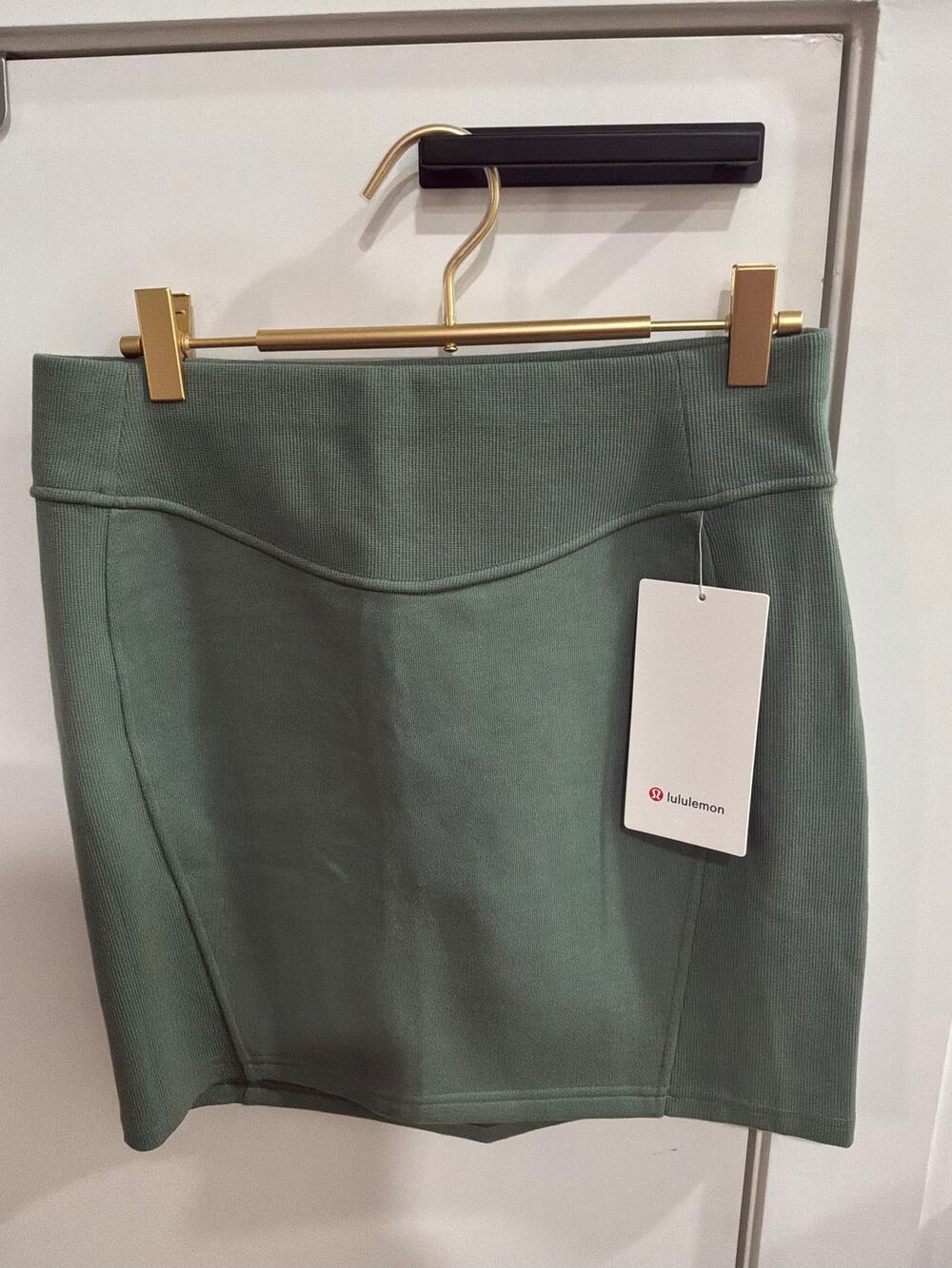 Lululemon Scuba High-Rise Mini Skirt